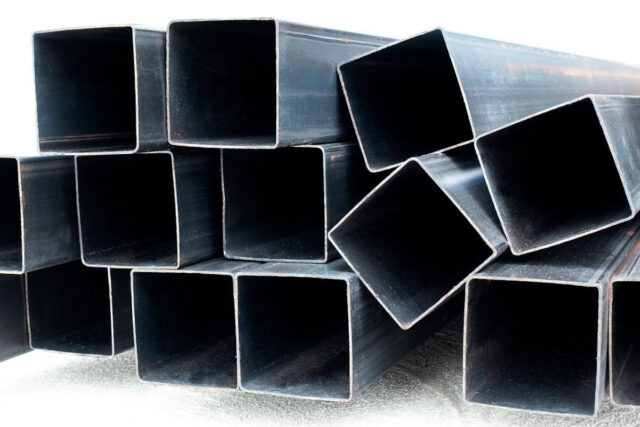 ステンレス鋼材加工・販売事業